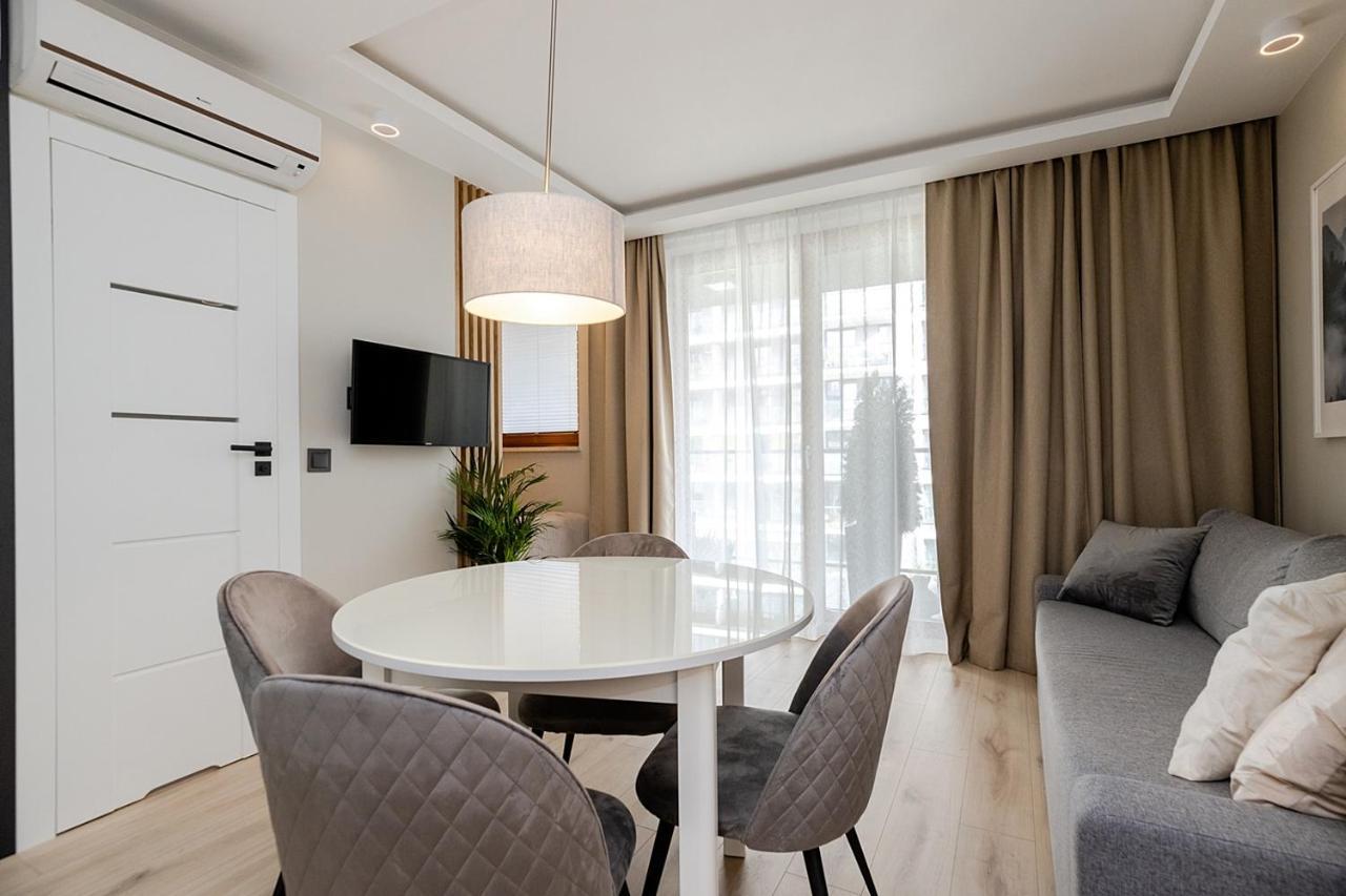 Apartment Wola, Wi-Fi, Smart Lock, Air Condition Warschau Exterior foto